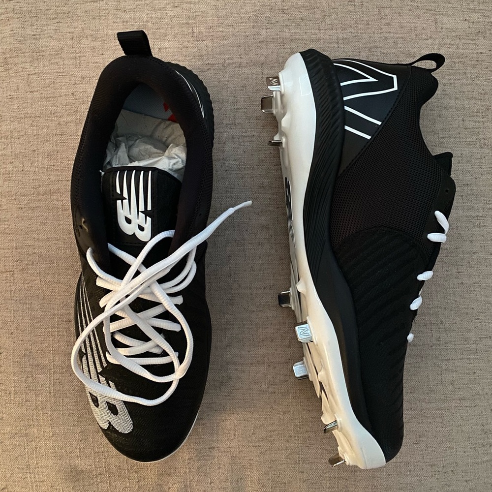 New Balance Men’s Fuel Cell Baseball Cleats